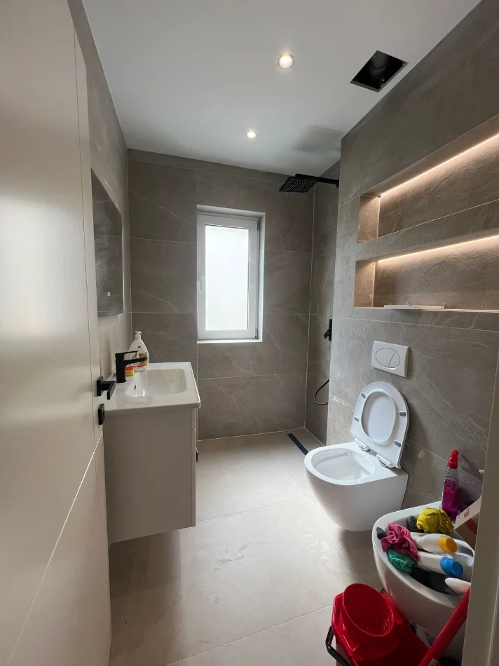 Tirane, shitet apartament 1+1 Kati 3, 57 m² 158.000 € (Prokuroria e Tiranes,Mine Peza)