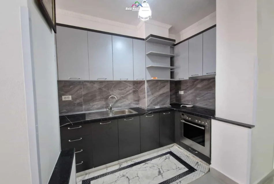 Tirane, jepet me qera apartament 2+1 Kati 1, 100 m² 630 € (5 maj)