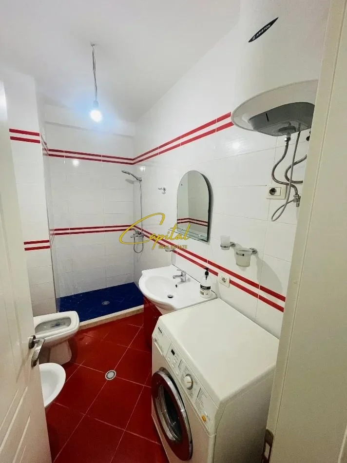 Tirane, jepet me qera apartament 2+1 Kati 7, 100 m² 600 € (ASTIR)