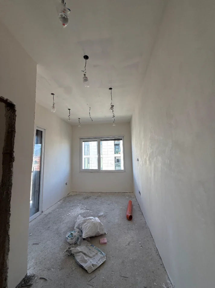 Tirane, shitet apartament 1+1+Ballkon Kati 7, 47 m² 105.000 € (Rezidenca Henke, perballe Spitalit Amerikan 3)
