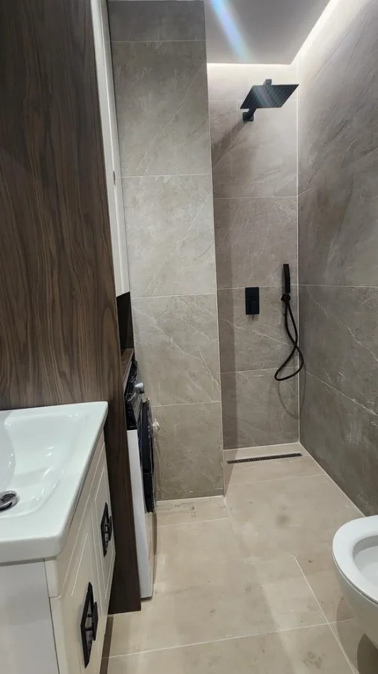 Tirane, shitet apartament 1+1 Kati 4, 65 m² 150.000 € (mine peza)