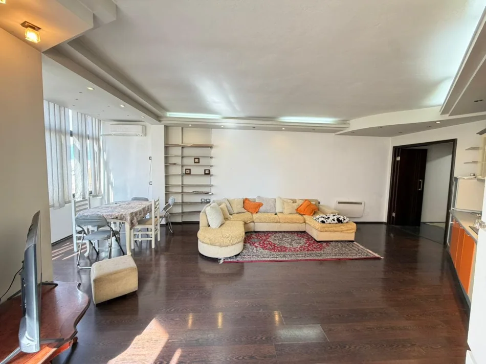 Tirane, shes apartament 2+1 Kati 5, 112 m² 263.000 € (bill klinton)