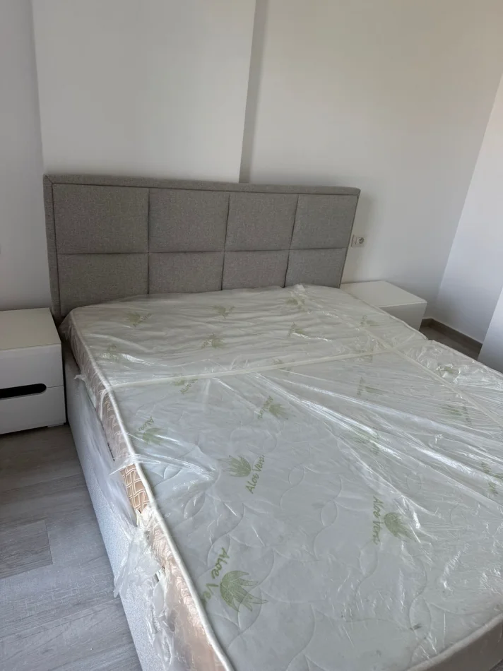 Tirane, jepet me qera apartament 1+1 Kati 3, 600 € 