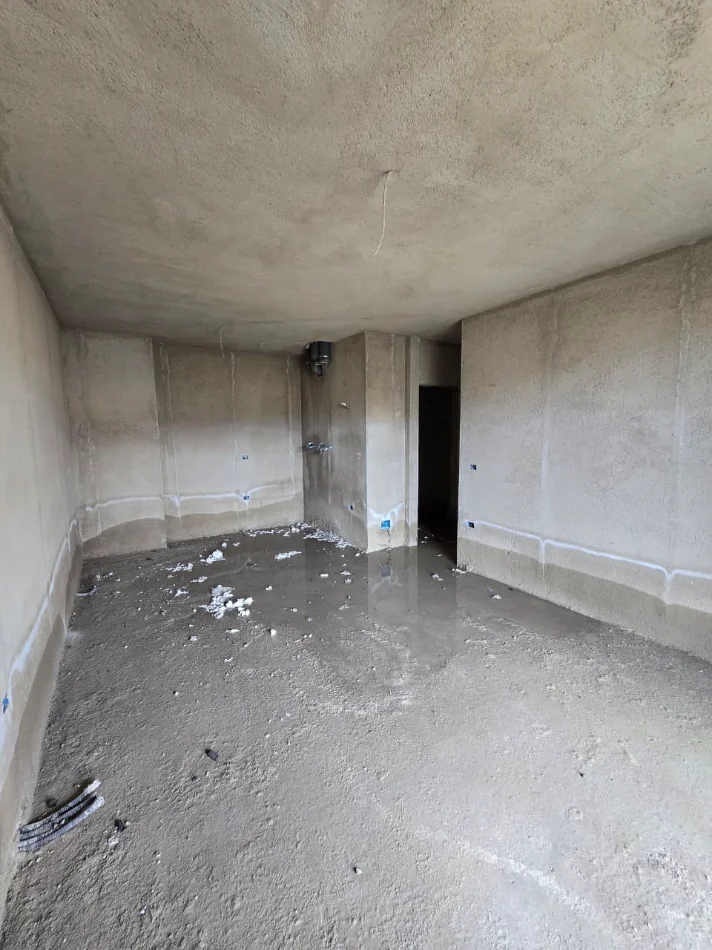 Tirane, shitet apartament 1+1+Aneks+Ballkon Kati 2, 80 m² 79.220 € 