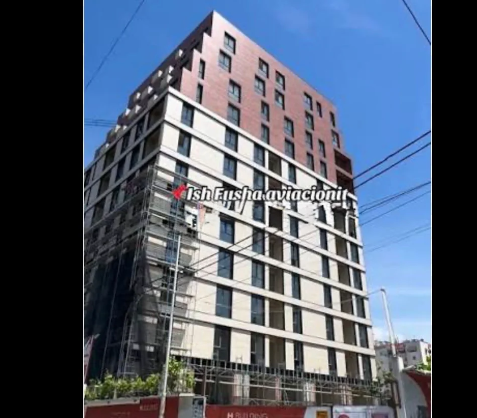 Tirane, shitet apartament 1+1+Aneks+Ballkon , 69 m² 145.000 € 