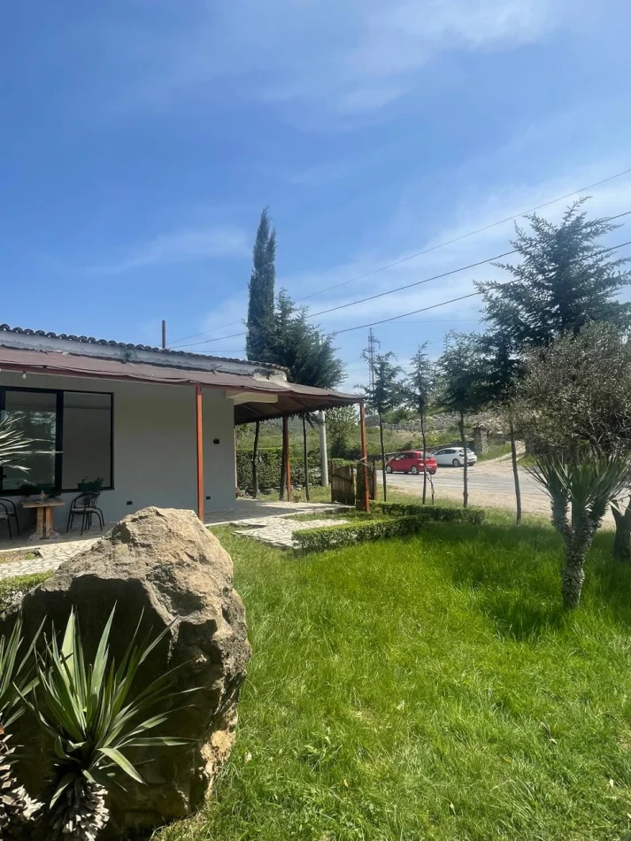 Tirane, jepet me qera ambjent biznesi Kati 0, 50 m² (Peze-Helmes,Tirane)