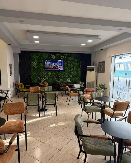 Tirane, jepet me qera lokal Kati 0, 150 m² 1.200 € (Don Bosko)