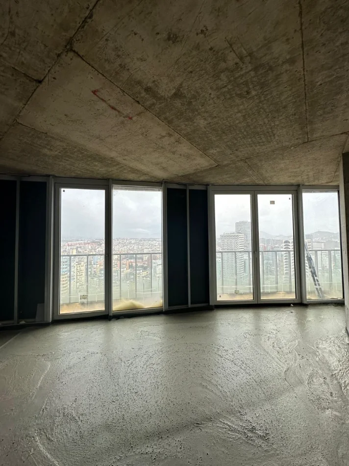 Tirane, shitet apartament 3+1+Ballkon Kati 21, 175 m² 878.150 € (Qendër, Tirana’s Rock)