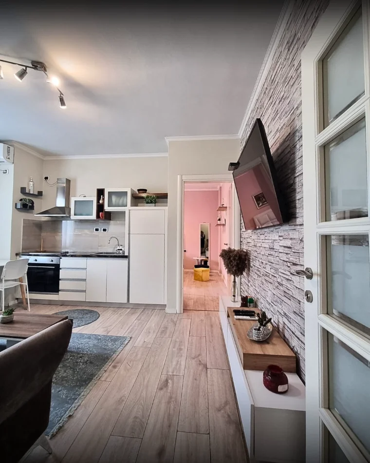 TIRANE, shitet apartament 1+1+Aneks Kati 9, 63 m² 195.000 €