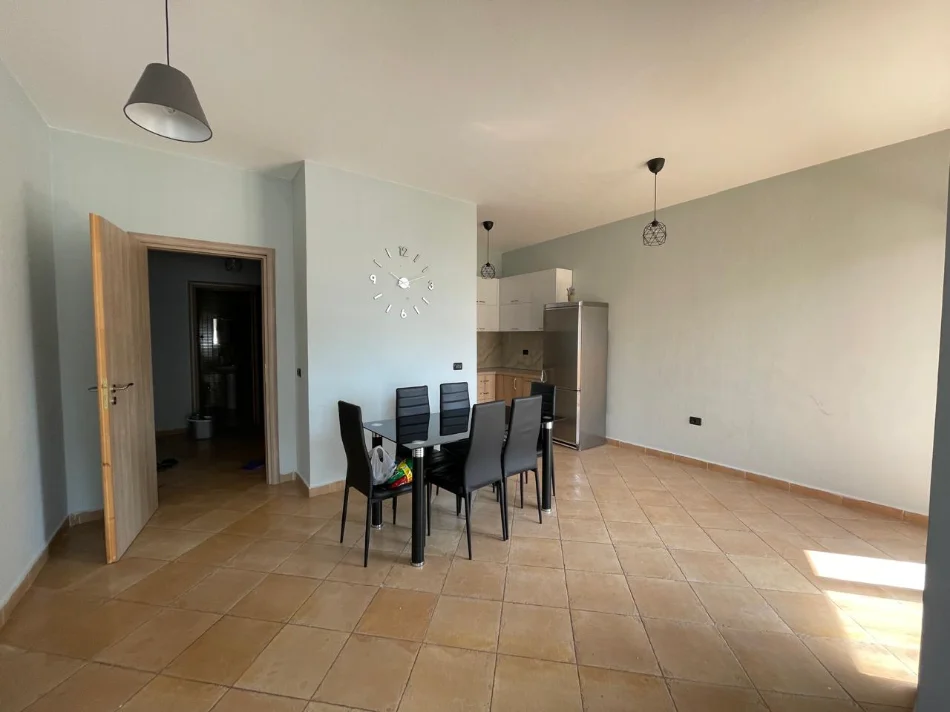 Tirane, shitet apartament 2+1 Kati 2, 90 m² 150.000 € 