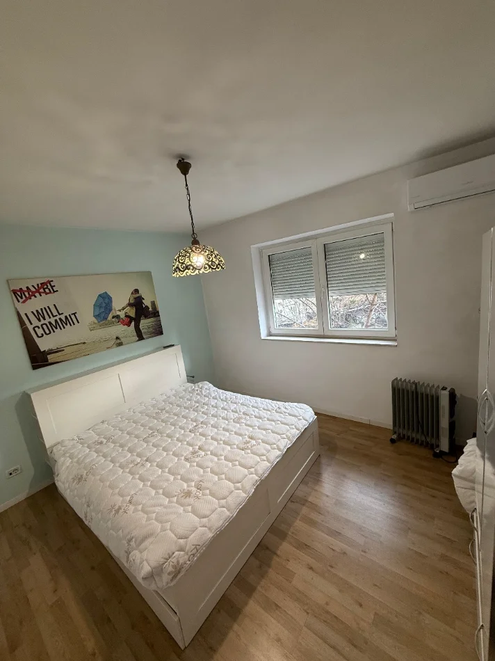 Tirane, jepet me qera apartament 1+1+Ballkon Kati 1, 60 m² 620 € (Rrugica e Salës, Rruga e Elbasanit)