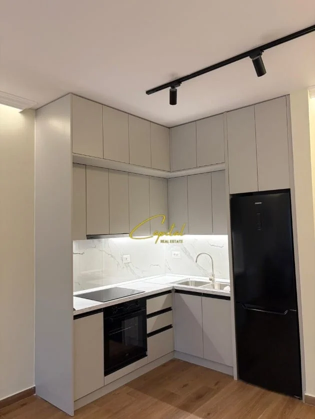 Tirane, jepet me qera apartament 1+1 Kati 6, 75 m² 530 € (KOMPLEKSI AURA)