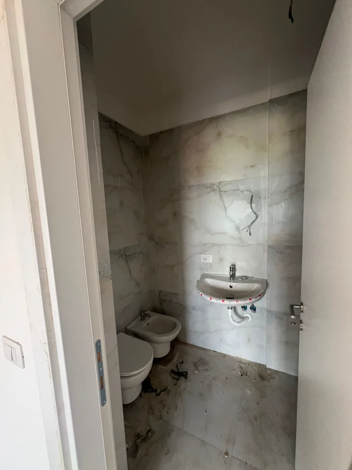 Tirane, shitet apartament 2+1 Kati 3, 99 m² 185.000 € (Kompleksi Parallel Living , Don Bosko)
