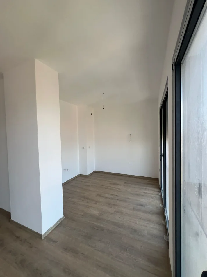 Tirane, shitet apartament 2+1 Kati 3, 99 m² 185.000 € (Kompleksi Parallel Living , Don Bosko)