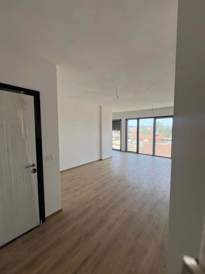 Tirane, shitet apartament 2+1 Kati 3, 99 m² 185.000 € (Kompleksi Parallel Living , Don Bosko)