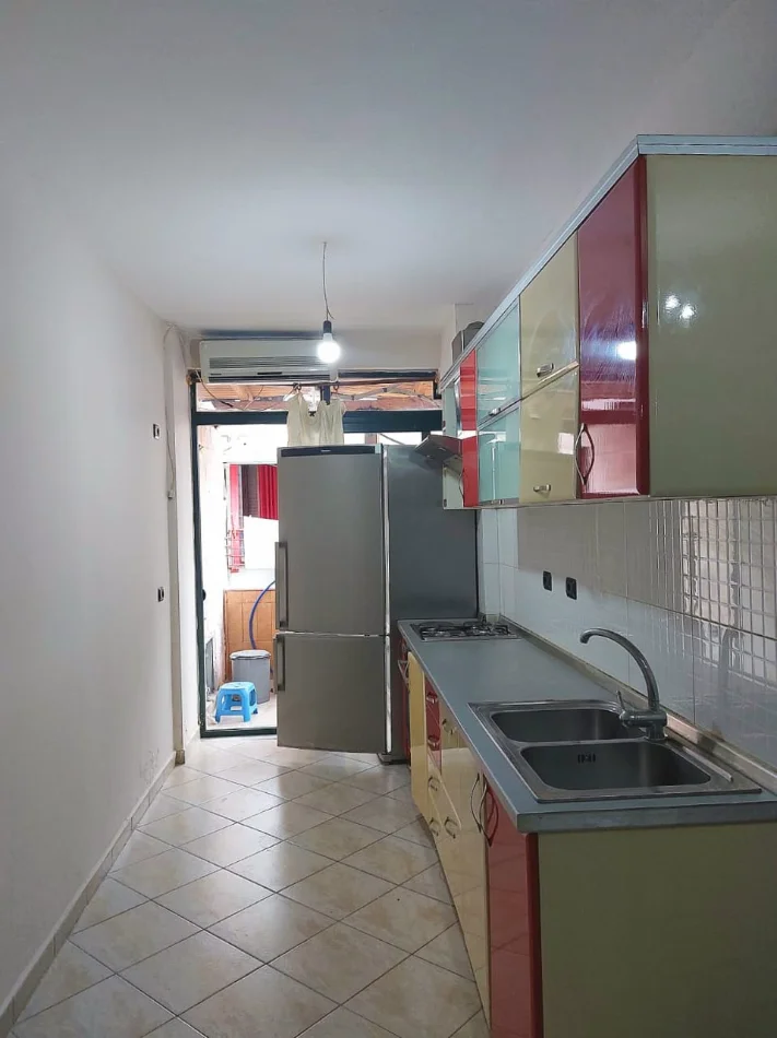 🏠 Me Qera: Apt. 2+1 & 1 Bllk (Fresk - Dega Thesarit )🔥Zonë e qetë || 100% e kompletuar 🫨 40,000 Lekë / Muaj💶