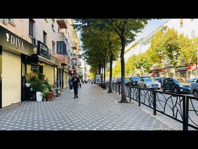 SHITET PARKING TEK RRUGA E DURRESIT, PRANE HOTEL COLOSSEO, ME CMIM 60.000 EURO