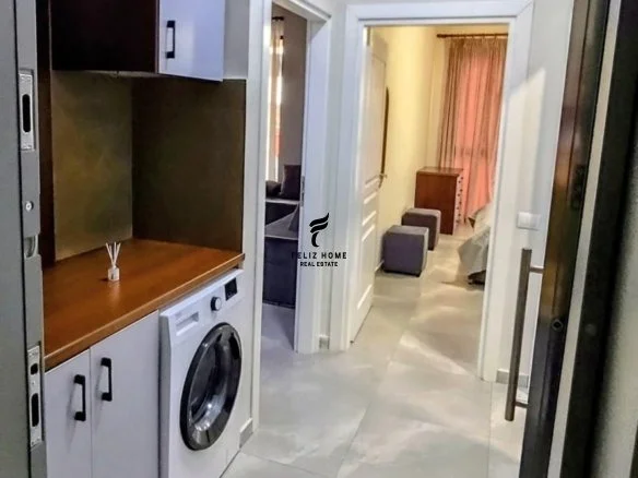 Tirane, jepet me qera apartament 1+1+Ballkon Kati 7, 65 m² 500 € (KOMPLEKSI ASL)