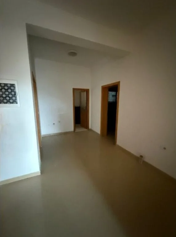 Tirane, shitet Vile 3 Katshe Kati 4, 521 m² 547.000 € (Vilat Gjermane)