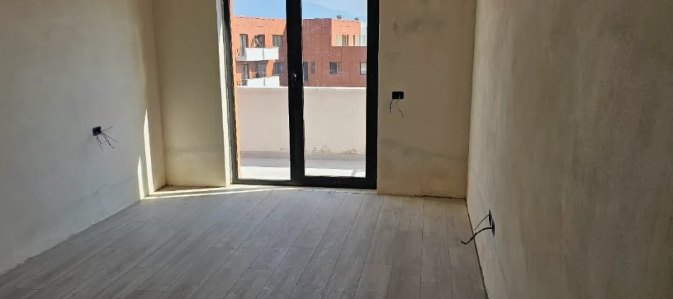 Tirane, shitet apartament 1+1 Kati 4, 80 m² 112.420 € (URBAN GATE)