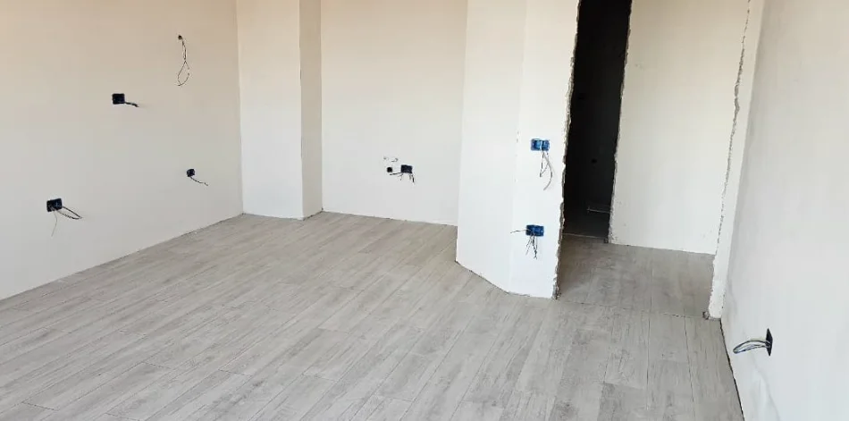 Tirane, shitet apartament 1+1 Kati 4, 80 m² 112.420 € (URBAN GATE)