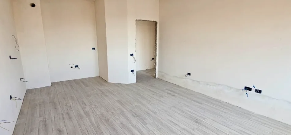 Tirane, shitet apartament 1+1 Kati 4, 80 m² 112.420 € (URBAN GATE)