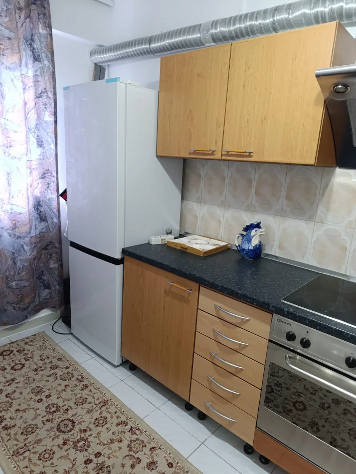 Tirane, jepet me qera apartament 2+1+Aneks Kati 2, 75 m² 500 €