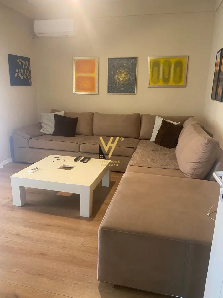 Tirane, jepet me qera apartament 2+1+Ballkon Kati 3, 90 m² 650 € (RRUGA SULEJMAN DELVINA)
