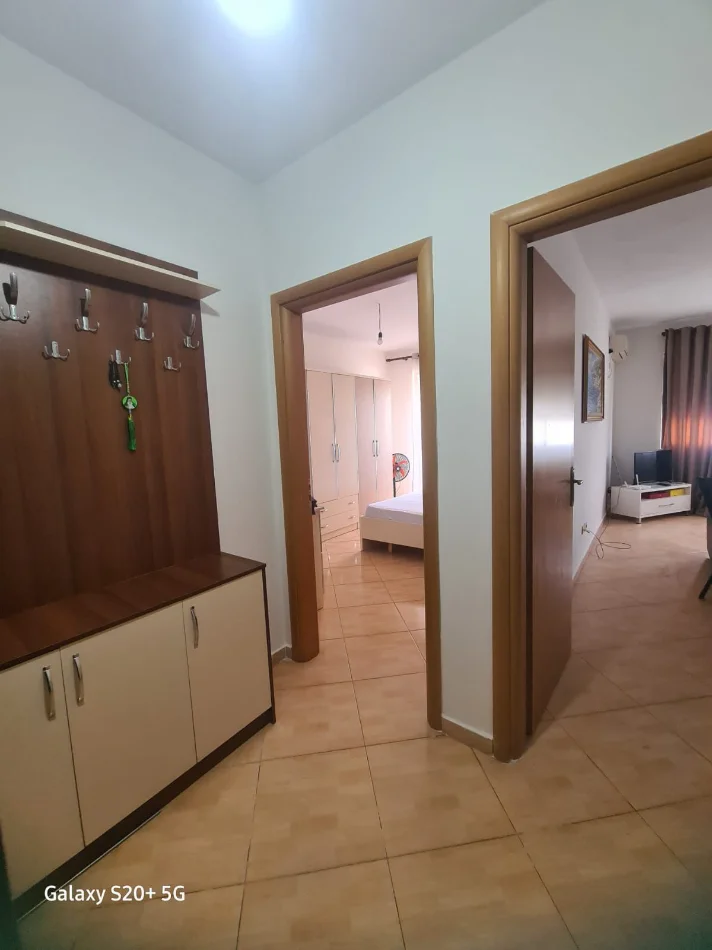 Tirane, jepet me qera apartament 1+1 Kati 5, 60 m² (ASTIR)