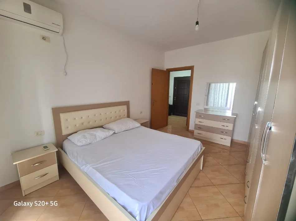 Tirane, jepet me qera apartament 1+1 Kati 5, 60 m² (ASTIR)