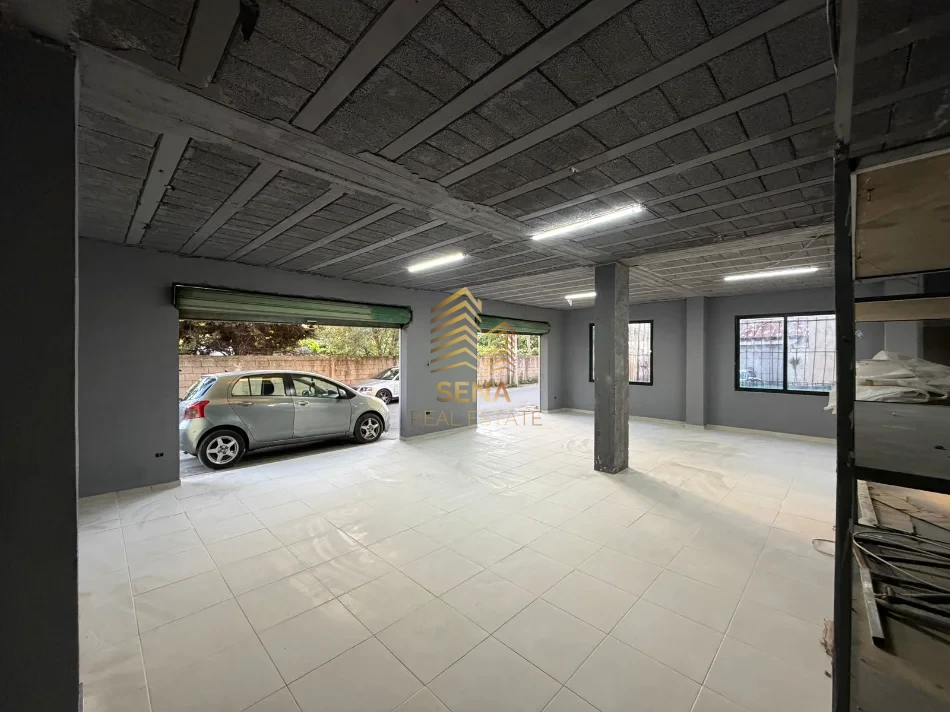 Tirane, jepet me qera magazine Kati 0, 95 m² 750 € (Don Bosko)