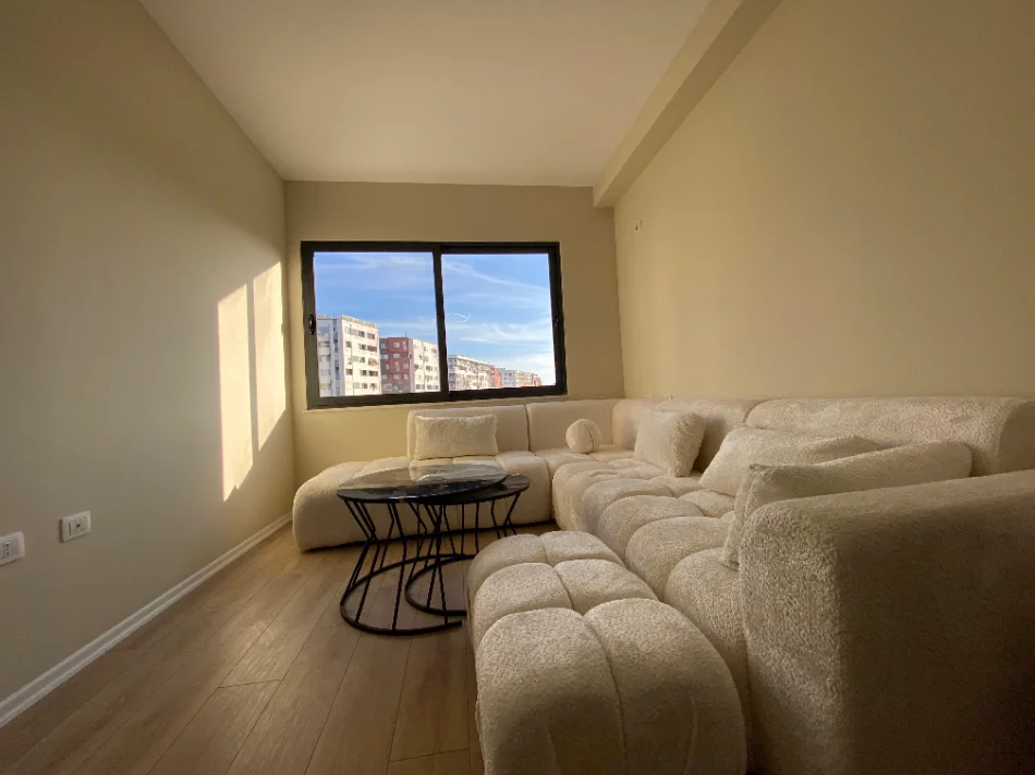 Tirane, shes apartament 2+1 Kati 4, 73 m² 145.000 € (unaza e re)
