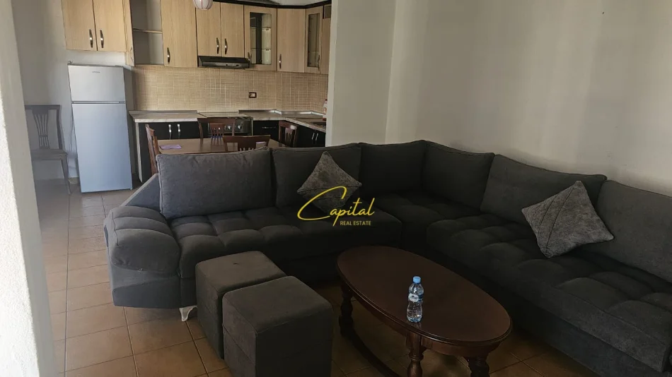 Tirane, jepet me qera apartament 2+1 Kati 8, 80 m² 550 € (21 DHJETORI)