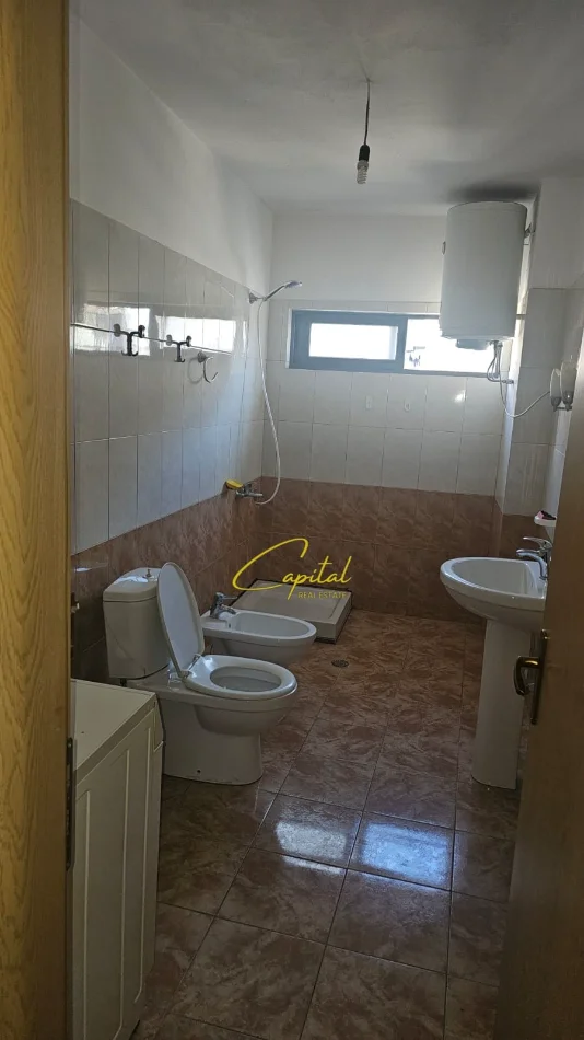 Tirane, jepet me qera apartament 2+1 Kati 8, 80 m² 550 € (21 DHJETORI)