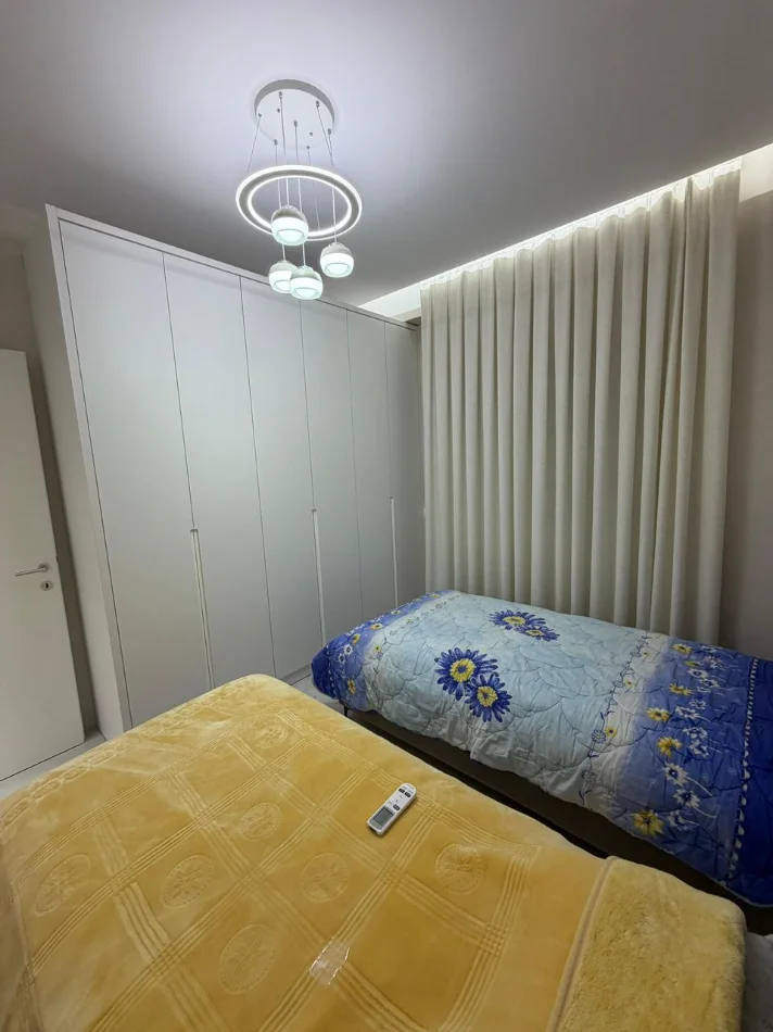Tirane, jepet me qera apartament 2+1 , 107 m² (RRUGA E KAVAJES)