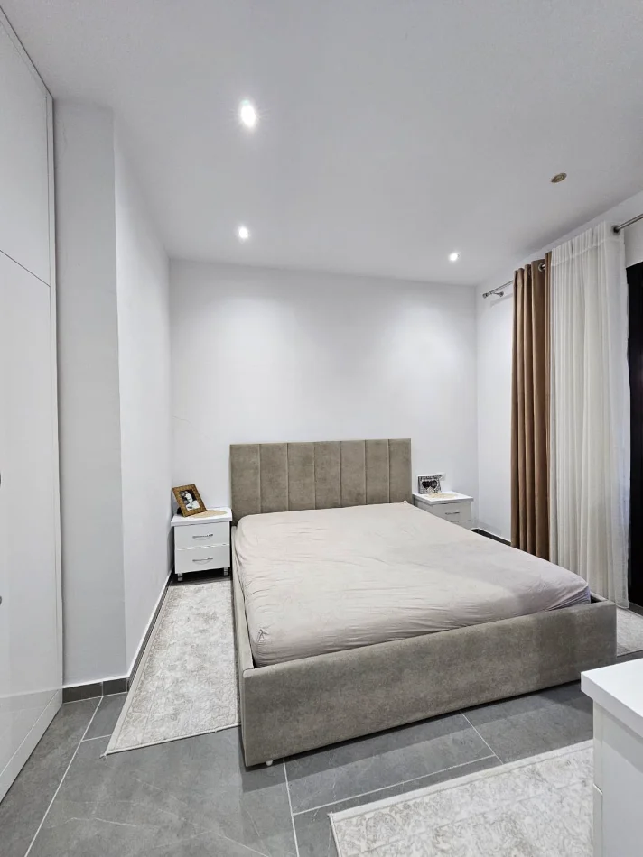 Tirane, shitet apartament Kati 0, 85 m² 135.000 € (Selite)