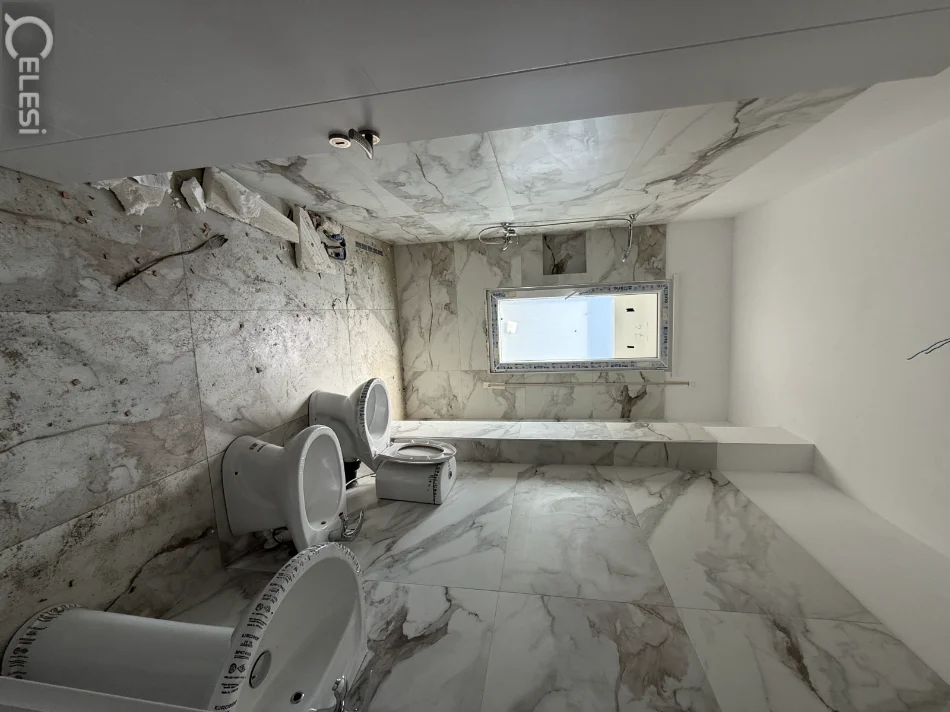Shitet apartament 2+1+2 ne Kamez