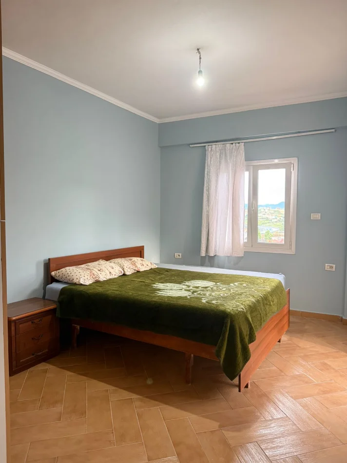 Tirane, jepet me qera apartament 1+1+Aneks+Ballkon Kati 3, 90 m² 35.000 € (Kodra e diellit)