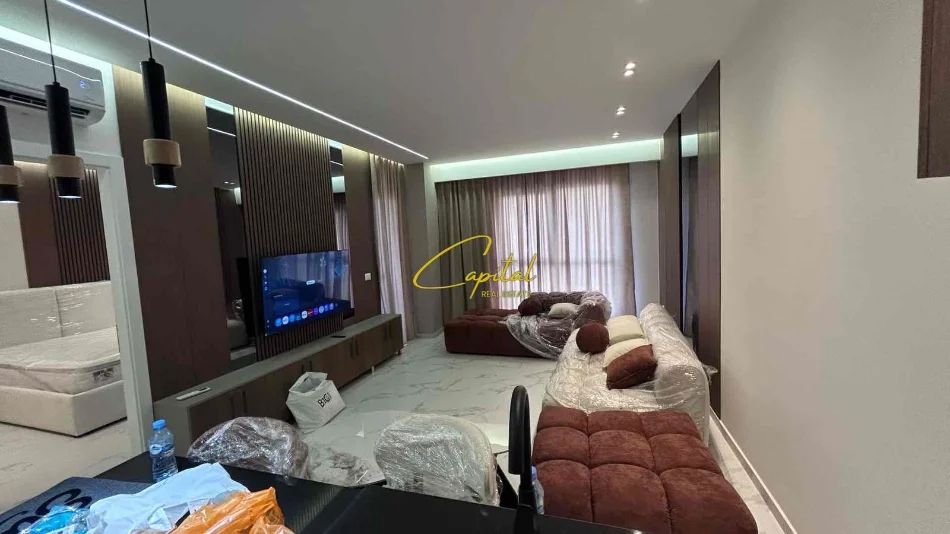 Tirane, jepet me qera apartament 1+1 Kati 2, 70 m² 650 € (LAPRAKE)