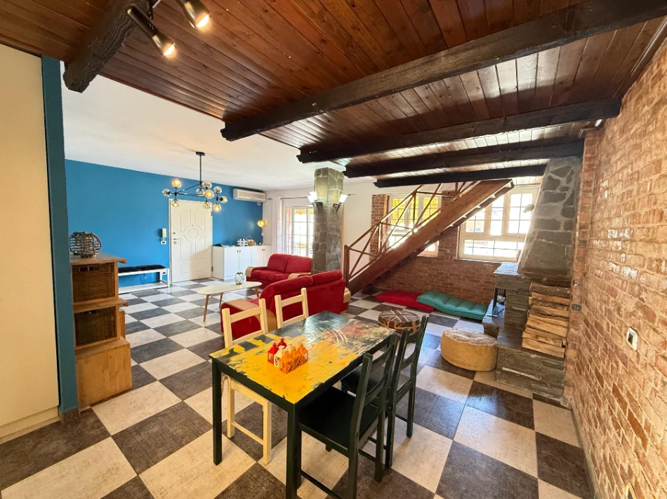 Tirane, shes apartament 2+1 Kati 4, 137 m² 272.000 € (kodra e diellit)