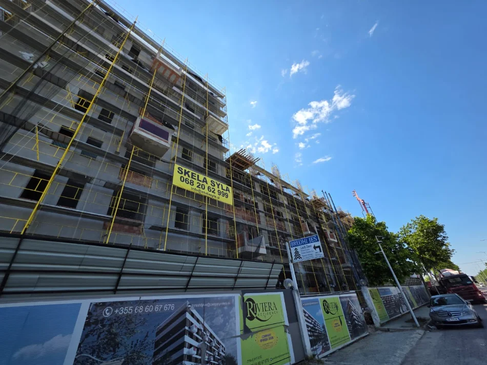 Tirane, shitet apartament 1+1+Ballkon Kati 3, 64 m² 50.000 € (Kamëz)