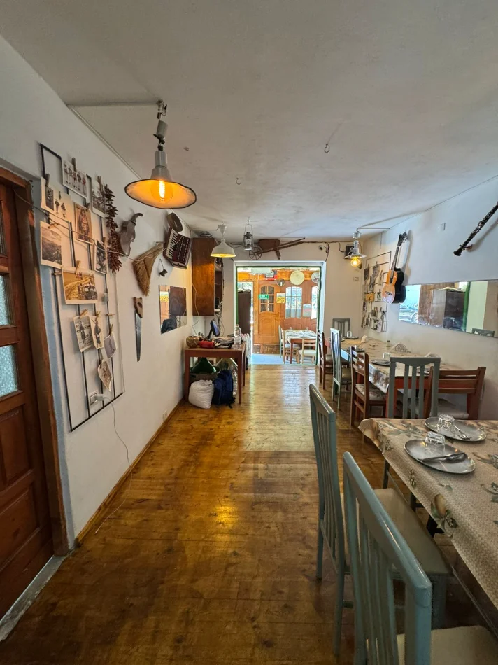 Tirane, shitet dyqan Kati 0, 67 m² 190.000 € (VASIL SHANTO)