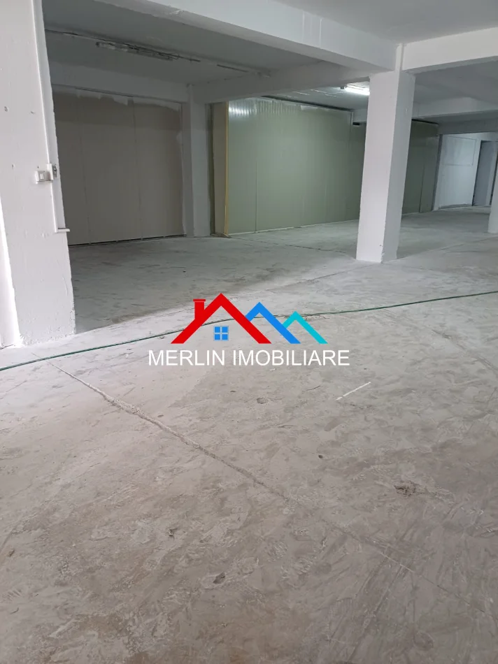 Tirane, jepet me qera ambjent biznesi Kati -1, 650 m² 1.625 € (RRUGA BYLIS,QTU)