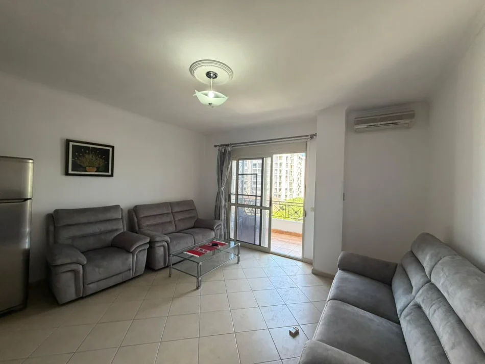 Durres, shitet apartament 2+1+Ballkon Kati 5, 75 m² 110.000 € (Plazh Hekurudha)