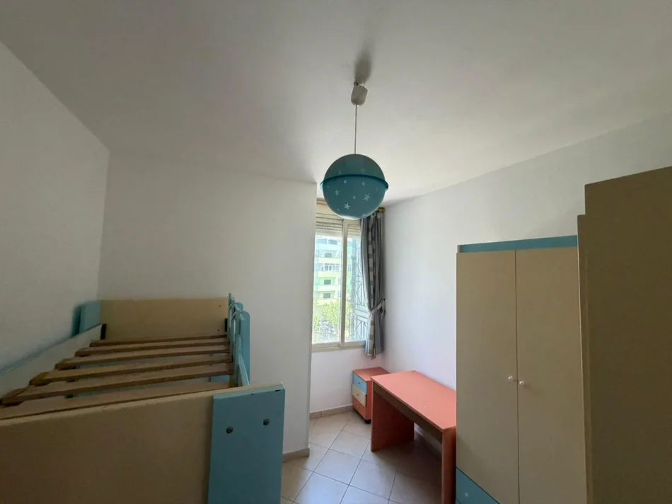 Durres, shitet apartament 2+1+Ballkon Kati 5, 75 m² 110.000 € (Plazh Hekurudha)