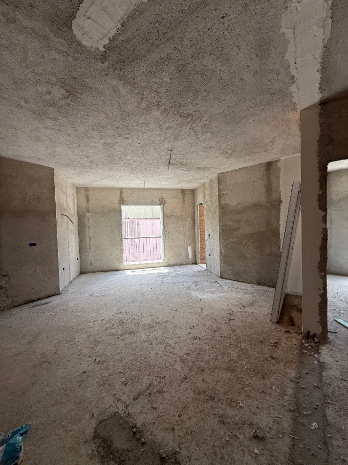 Tirane, shitet apartament 2+1 Kati 1, 100 m² 240.000 € (MIHAL GRAMENO)
