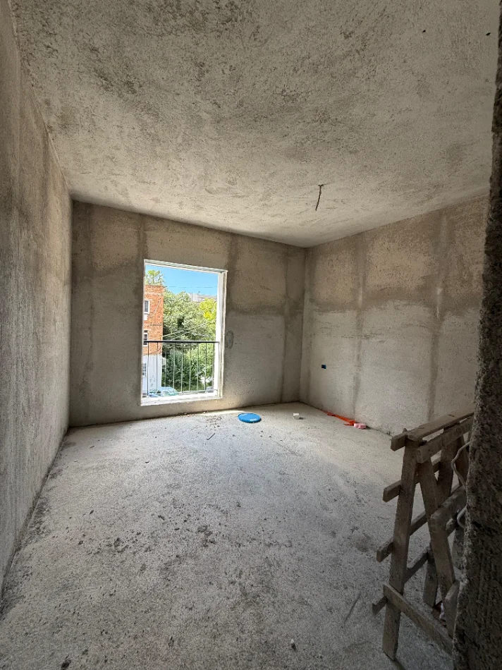 Tirane, shitet apartament 2+1 Kati 1, 100 m² 240.000 € (MIHAL GRAMENO)