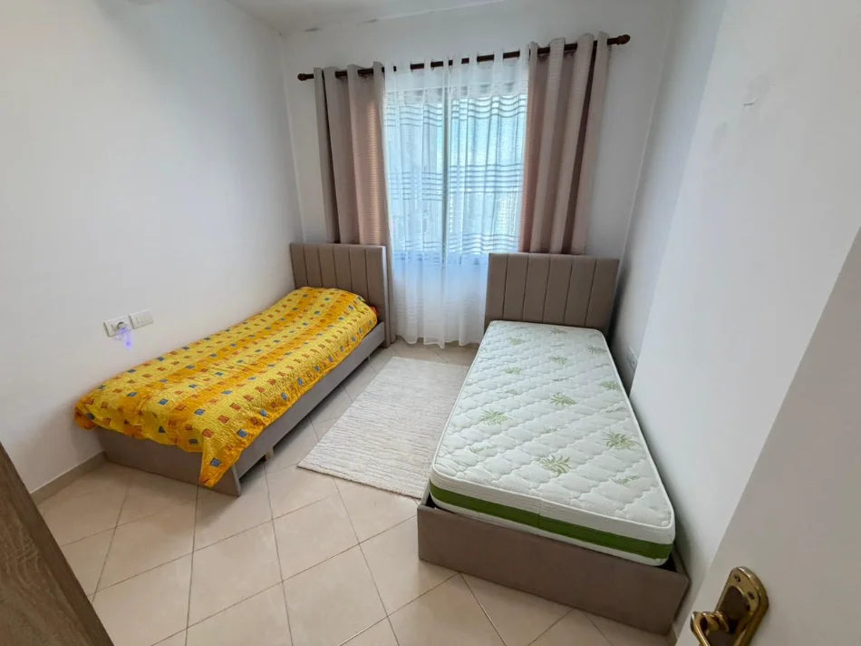 Tirane, jepet me qera apartament Dublex Kati 7, 100 m² 550 € (ASTIR)