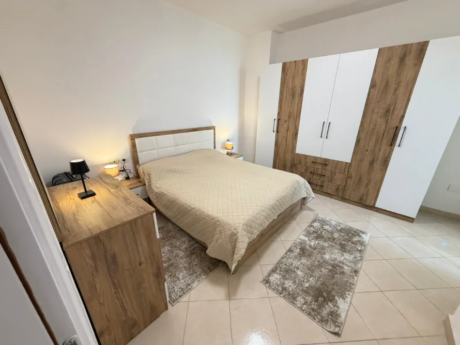 Tirane, jepet me qera apartament Dublex Kati 7, 100 m² 550 € (ASTIR)