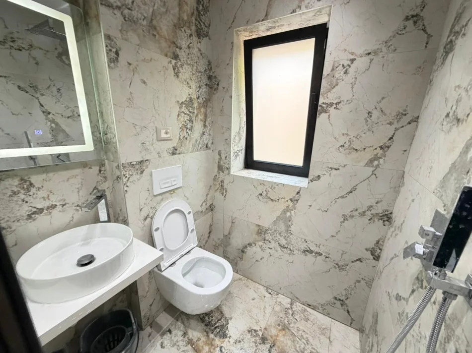 Tirane, shitet apartament 1+1 Kati 3, 47 m² 145.000 € (shkolla e baletit)